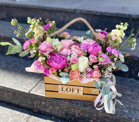 Ящик с цветами Для тебя