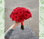 Свадебный букет из бордовых роз